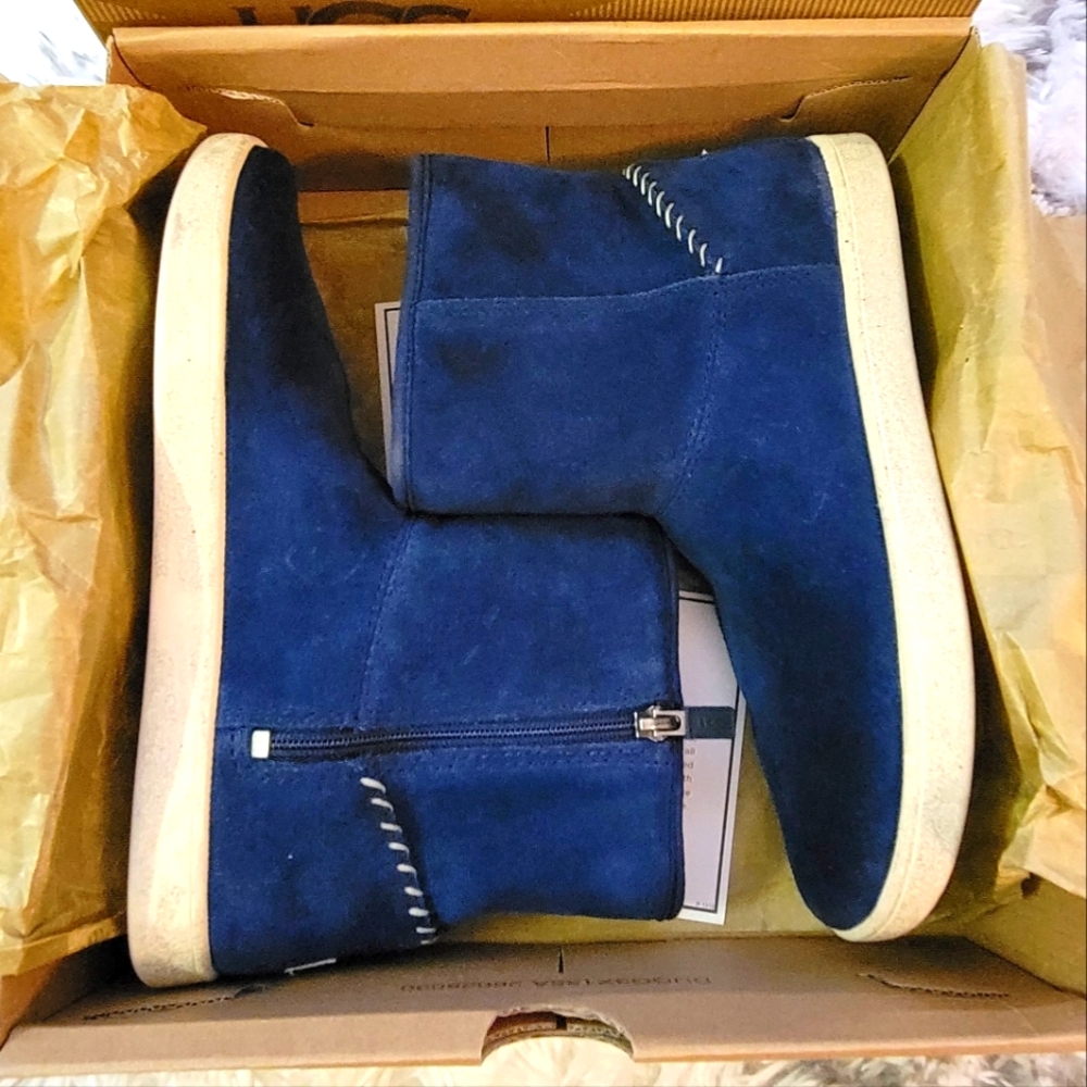 Ugg sneaker boot